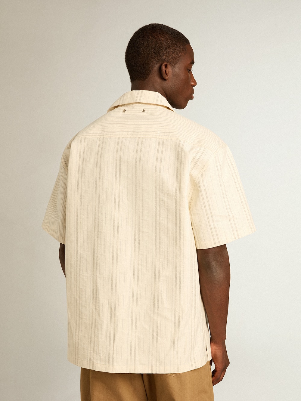 Golden Goose - Camisa de manga corta de hombre en algodón color crudo  in 