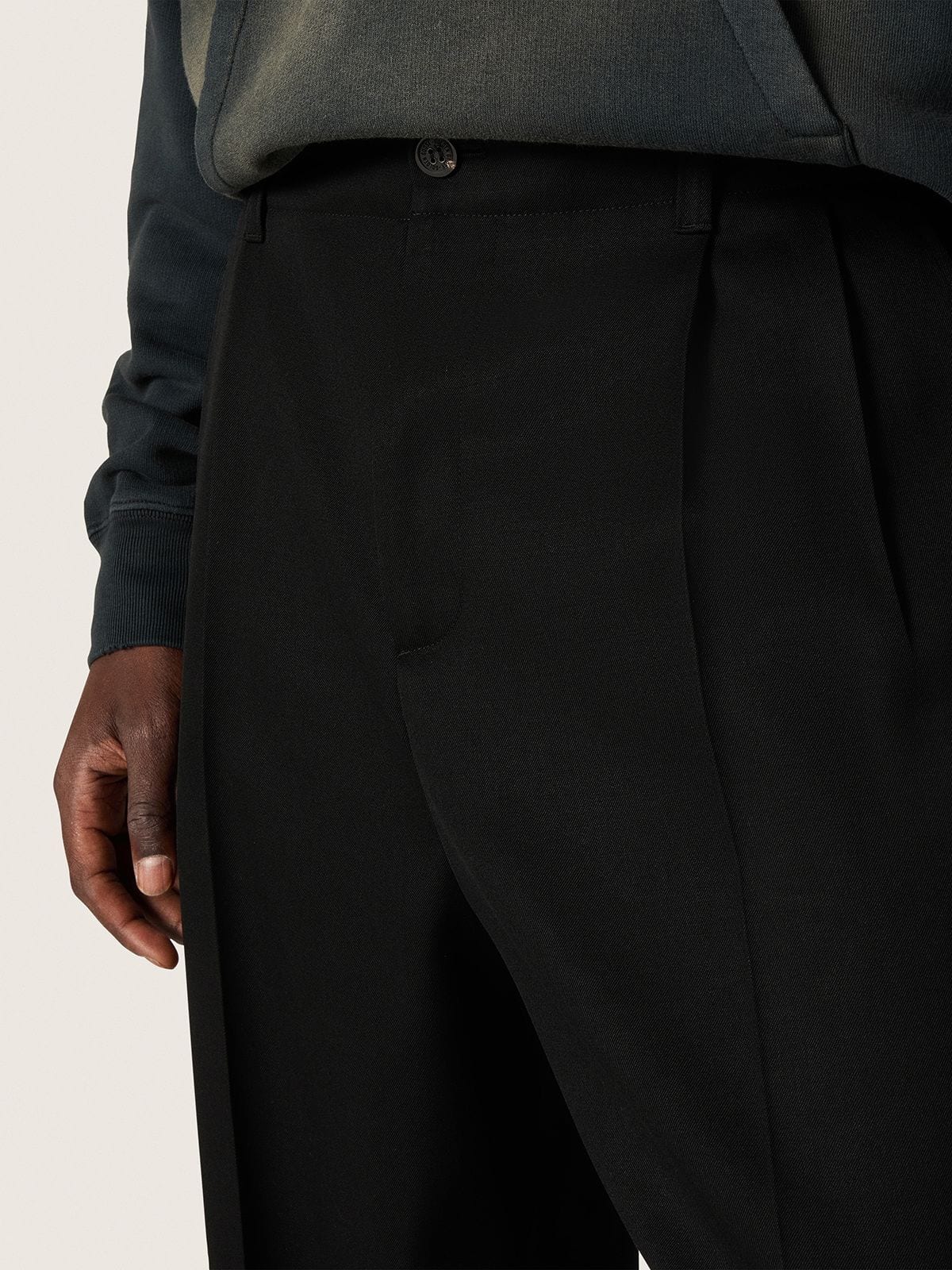 Golden Goose Pantaloni da uomo in lana di colore nero Jeans & Pantaloni black man