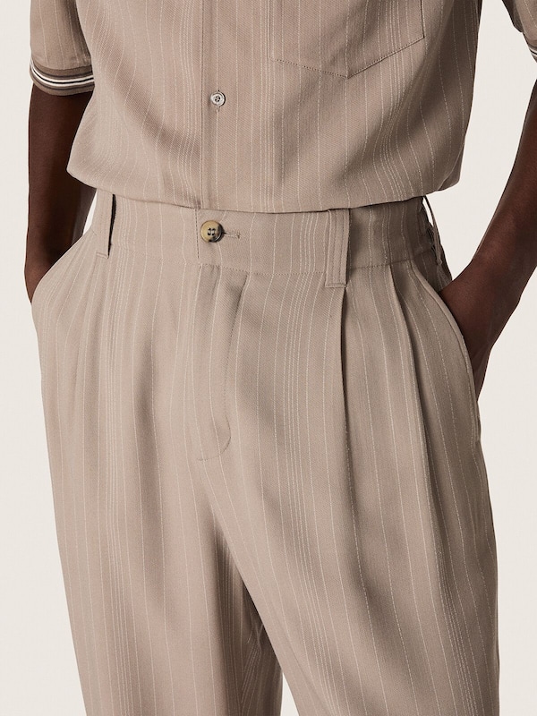 Golden Goose - Pantalon pour homme en laine m&eacute;lang&eacute;e grise &agrave; rayures in 