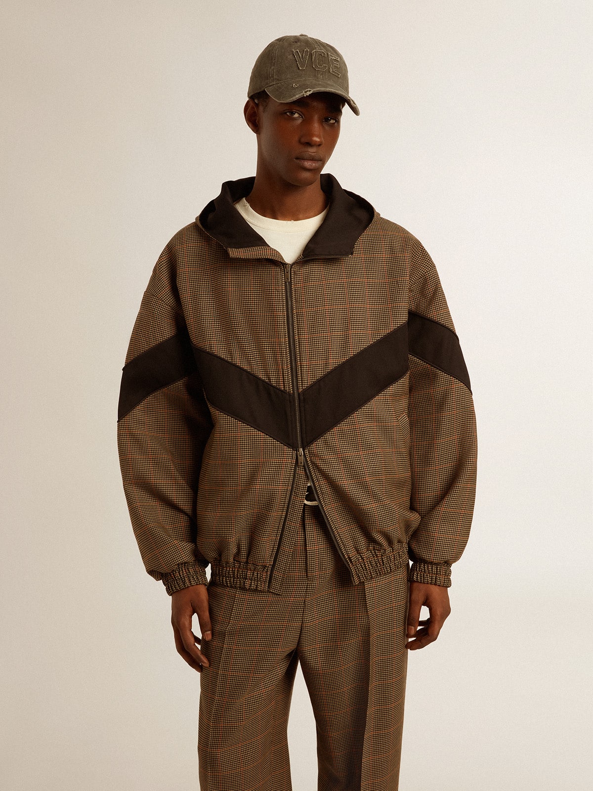 Golden Goose - Windcheater in beige and black houndstooth in 