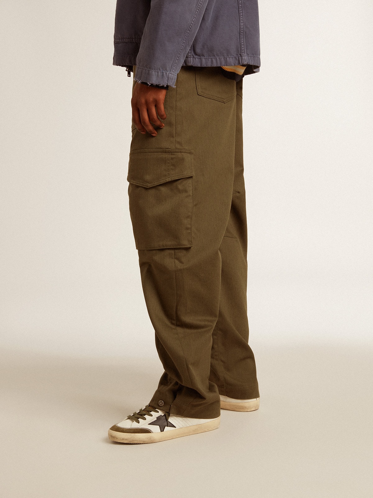 Golden Goose - Pantalon cargo vert olive in 