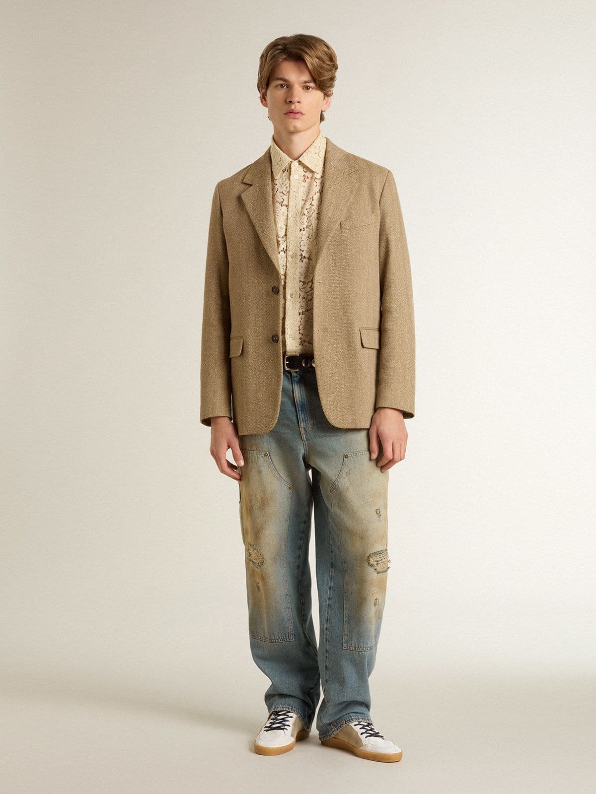 Golden Goose - Jeans da uomo con lavaggio sabbia dall'effetto distressed in 