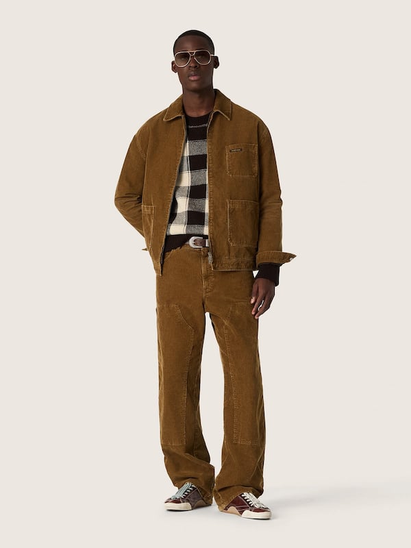 Bernsteinfarbene Herrenjacke aus Rippensamt