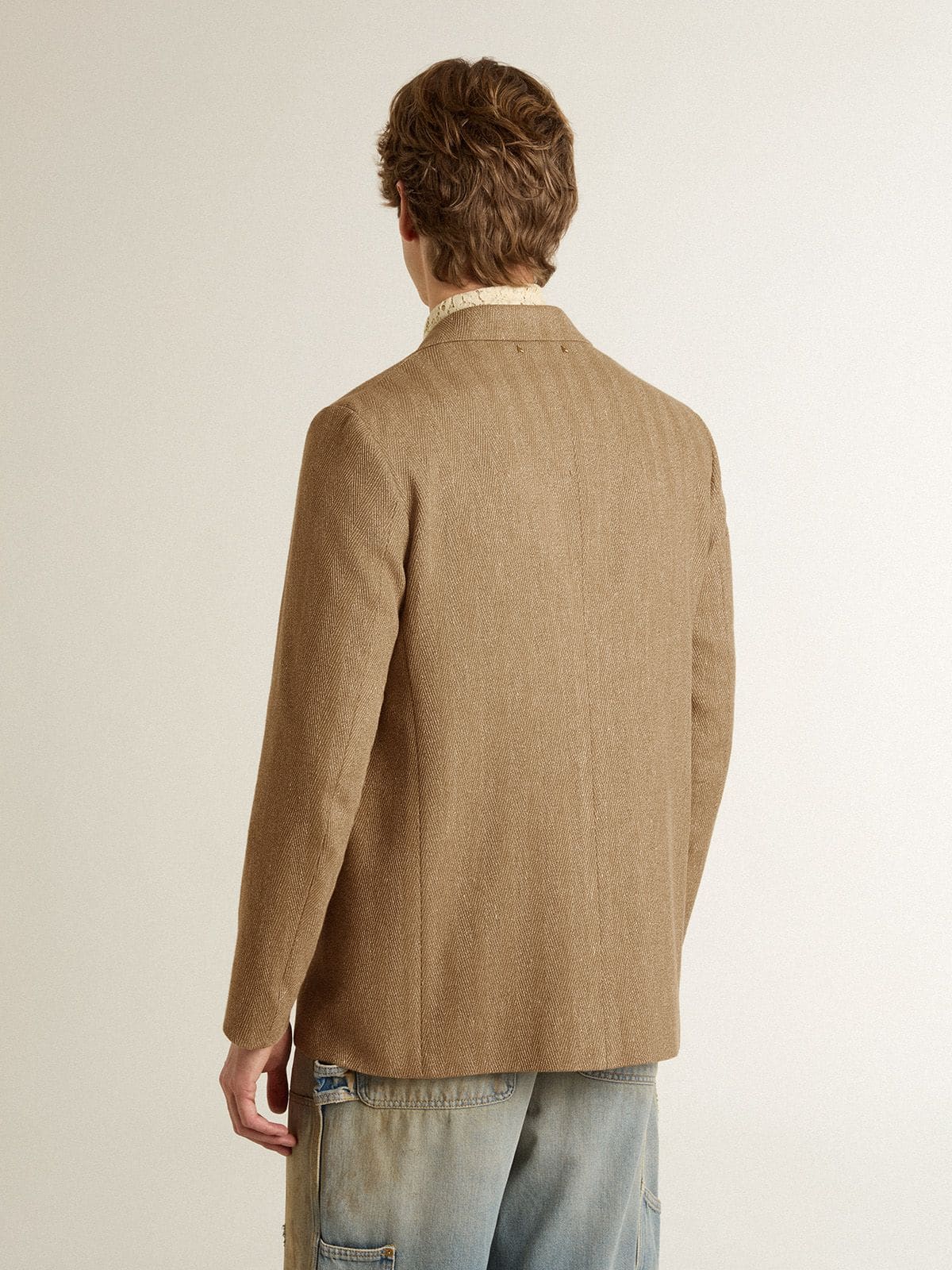 Golden Goose - Blazer de cierre recto de hombre en mezcla de lino chevron color arena in 