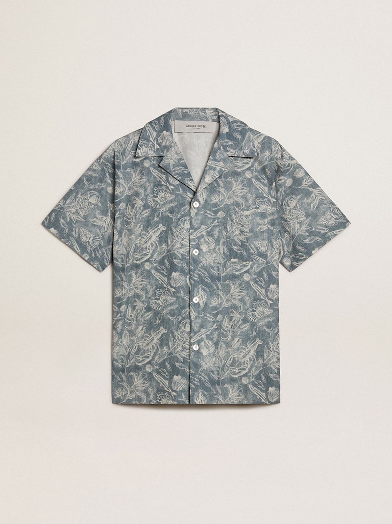 Men's short-sleeved pajama-style poplin shirt with a blue and white marine print