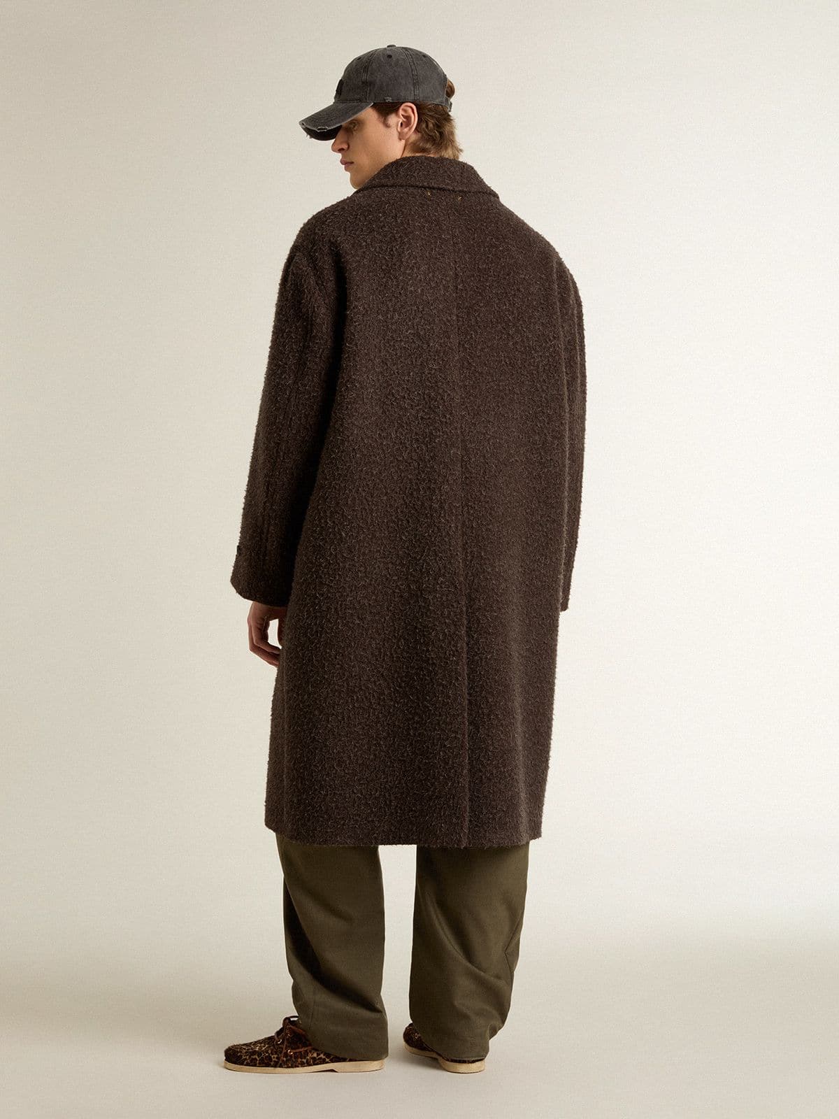 Golden Goose - Einreihiger Herrenmantel Journey aus Wrinkle-Wollmischung mit floraler Brosche in 