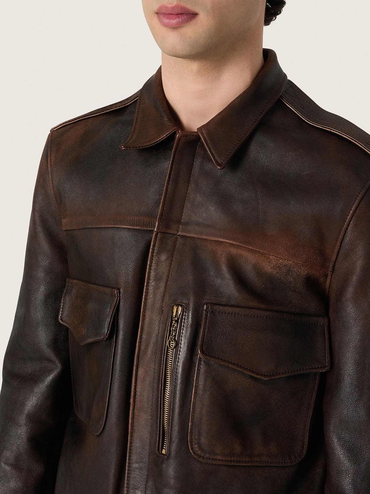 Golden Goose - Herren-Bomberjacke aus dunkelbraunem Leder in Distressed-Optik in 