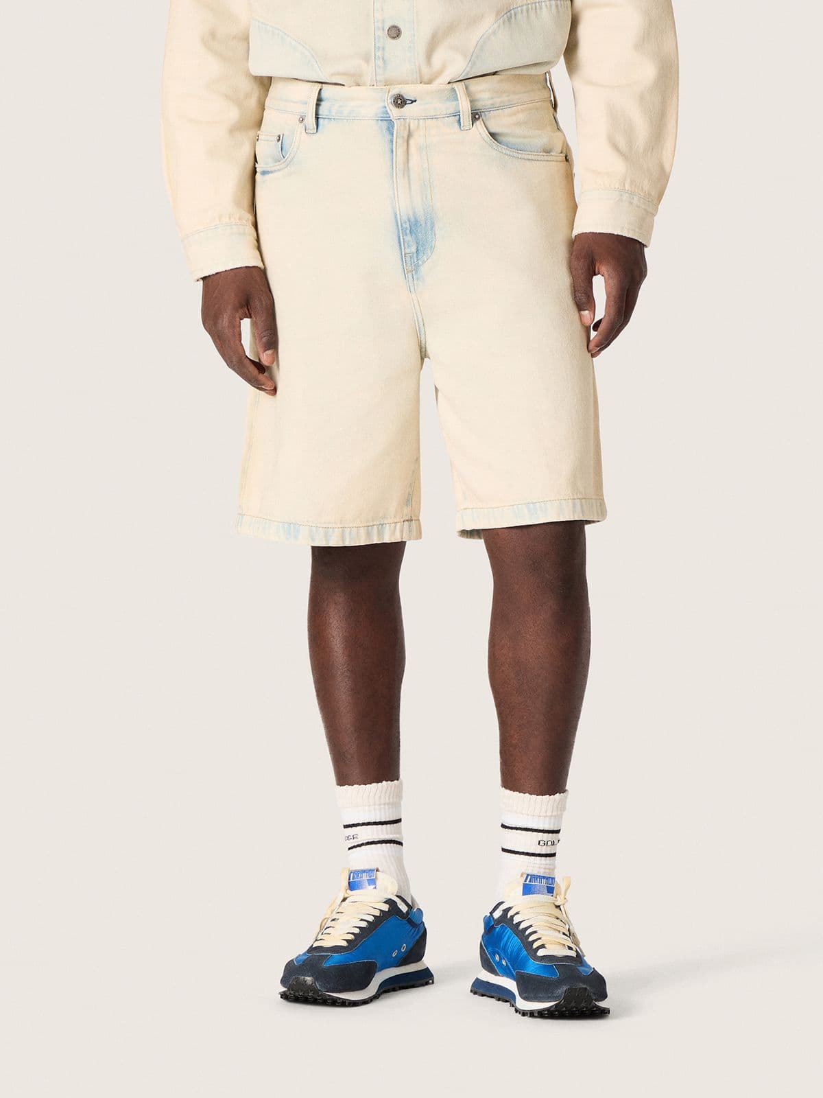 Golden Goose - Men's Bermuda shorts in light sand-colored denim in 