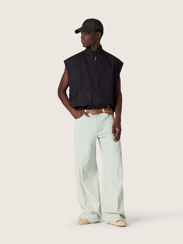 Men's vest in dark blue cotton twill with zip and flag print label