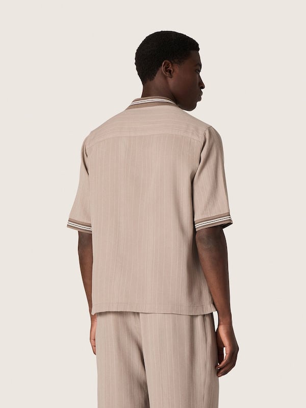 Golden Goose - Men's short-sleeved shirt in gray cool wool with thin stripes in 