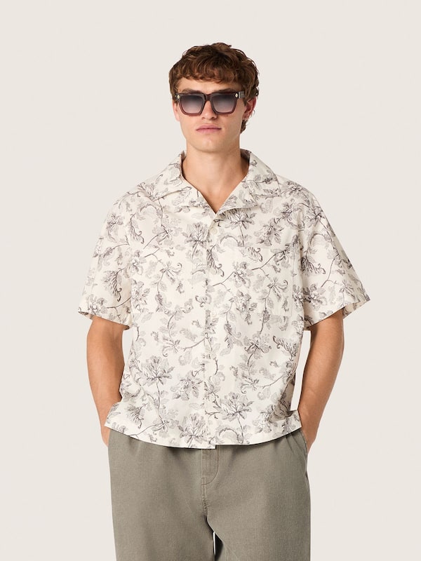 Golden Goose - Herren-Kurzarmhemd aus Baumwolle mit schwarz-wei&szlig;em Blumenprint in 