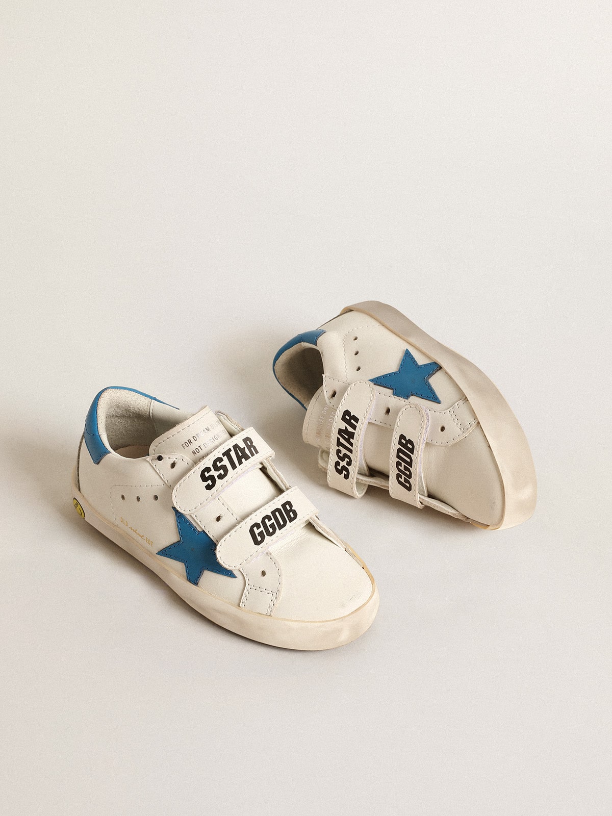 Golden Goose - Old School Teen in leather with light blue star and heel tab in 