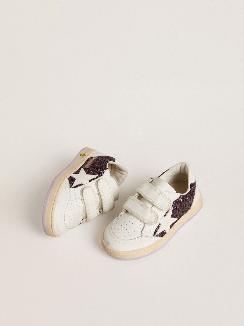 Golden Goose - Ball Star Teen aus lila Glitzer mit Stern und Ferse aus wei&szlig;em Leder in 