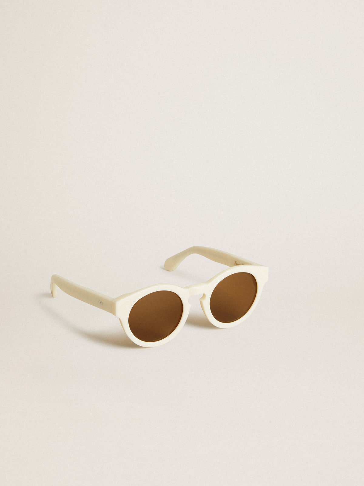 Golden Goose - Square-style Panthos sunglasses with beige frame and gold details in 