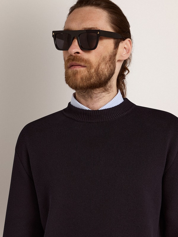 Golden Goose - Square sunglasses with black frame and gold details in 
