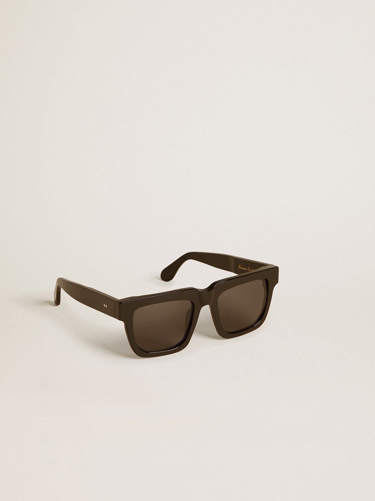 Golden Goose - Square-style Jamie sunglasses with black frame and gold logo in 