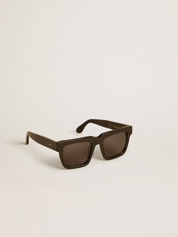 Golden Goose - Square-style Jamie sunglasses with black frame and gold logo in 
