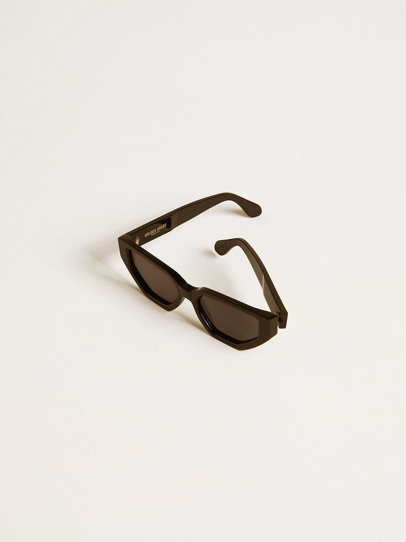 Golden Goose - Gafas de sol modelo rectangular con montura y lentes negras in 
