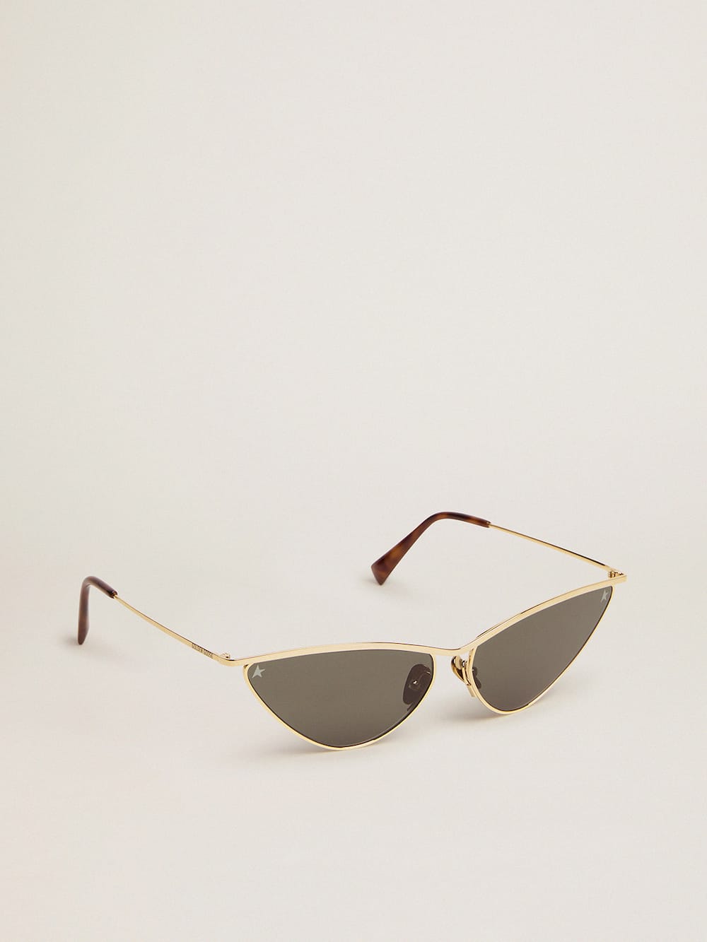 Golden Goose - Sonnenbrille im Cat-Eye-Stil mit goldenem Rahmen und grünen Gläsern in 