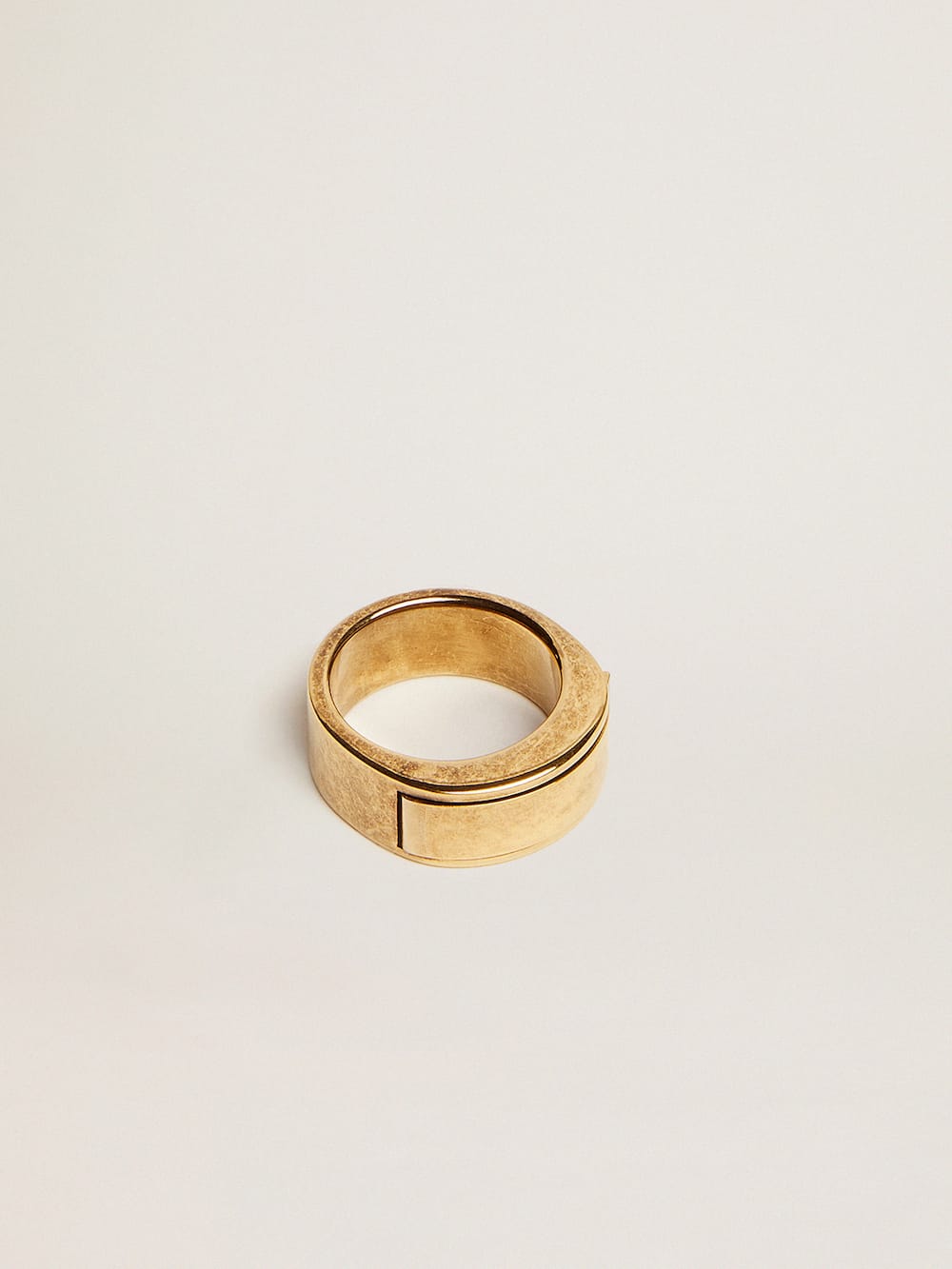 Golden Goose - Women's ring in antique gold color with hidden message in 