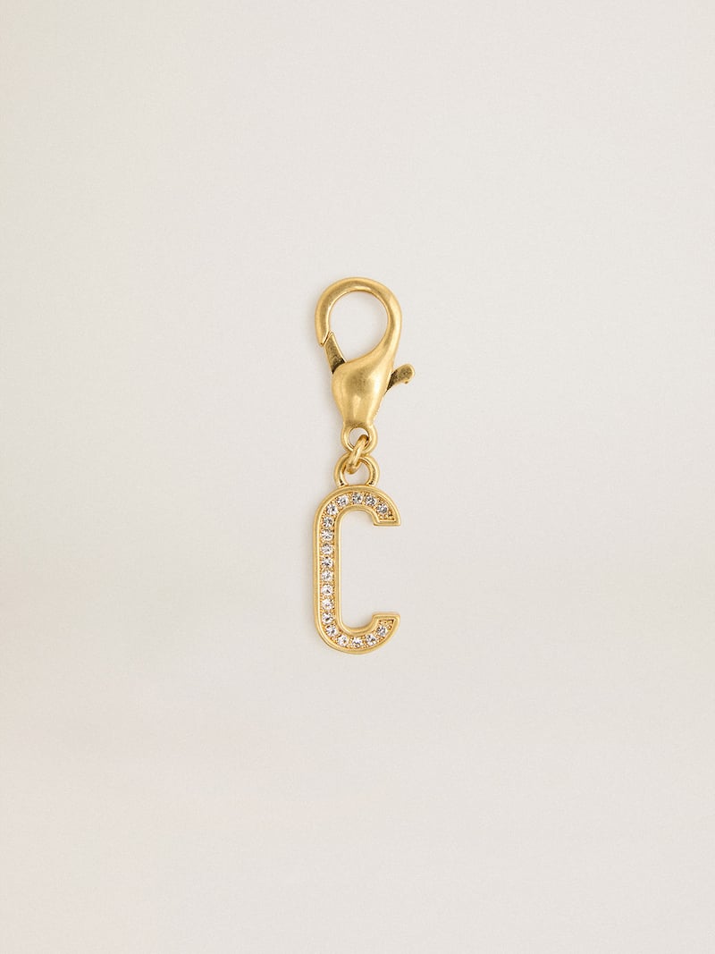 Charm en laiton doré en forme de C avec cristaux