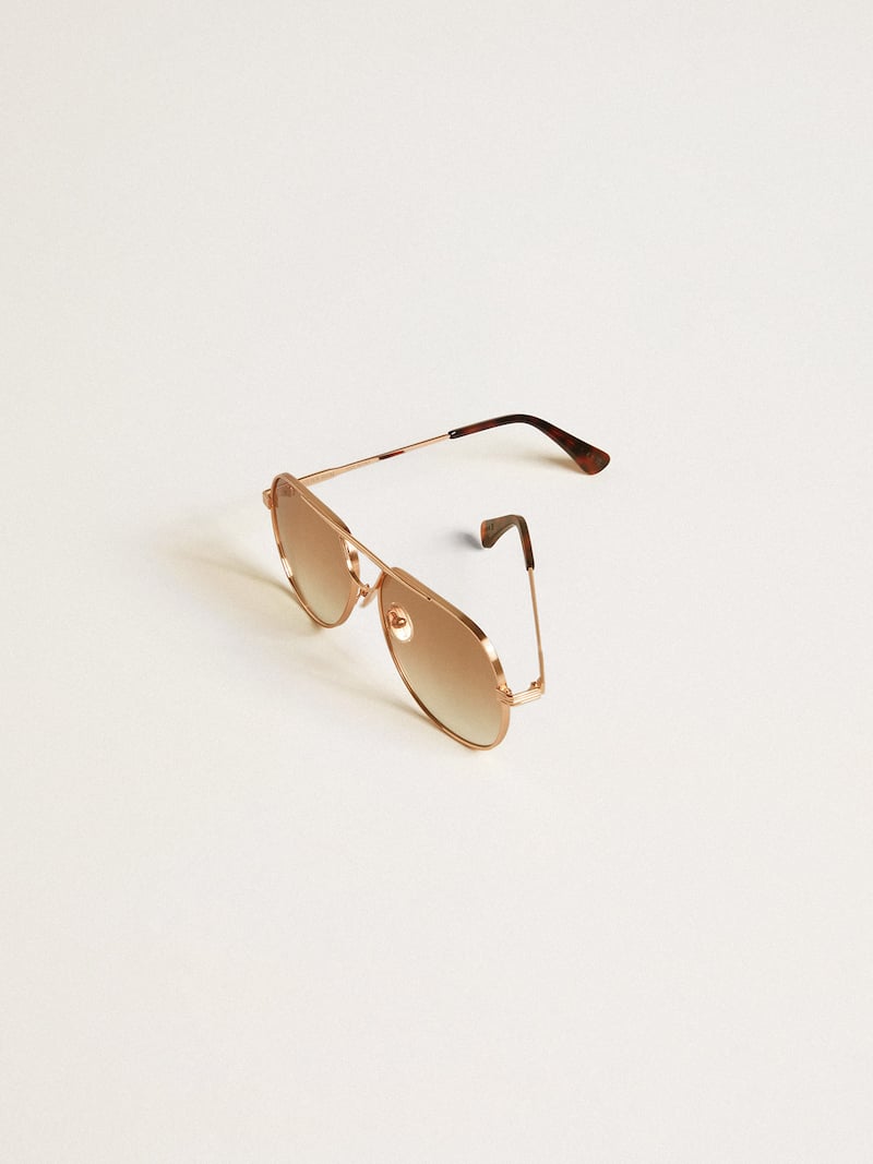 Golden Goose - Gafas de sol modelo aviador con montura oro rosa y lentes color miel in 