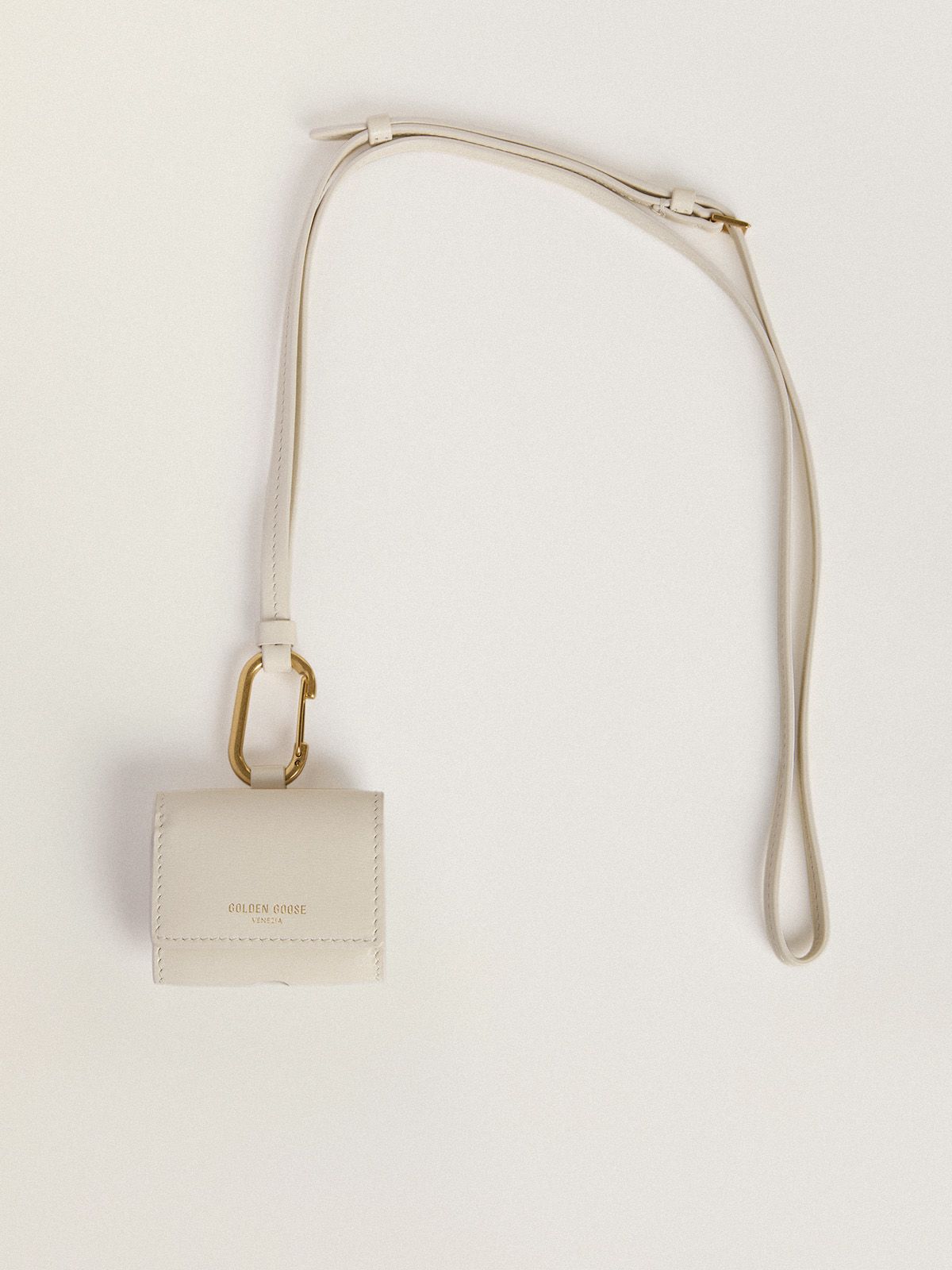 Golden Goose - Worn white AirPod case in
