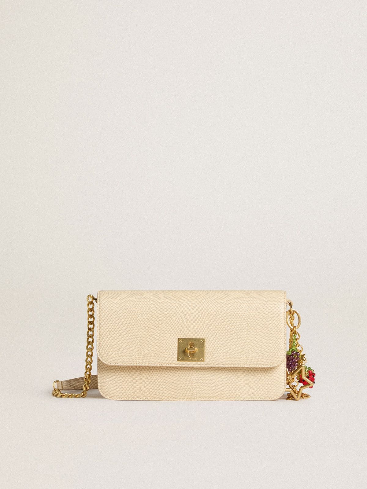 Golden Goose - Roter Charm in Erdbeerform mit goldfarbenem Stern in 