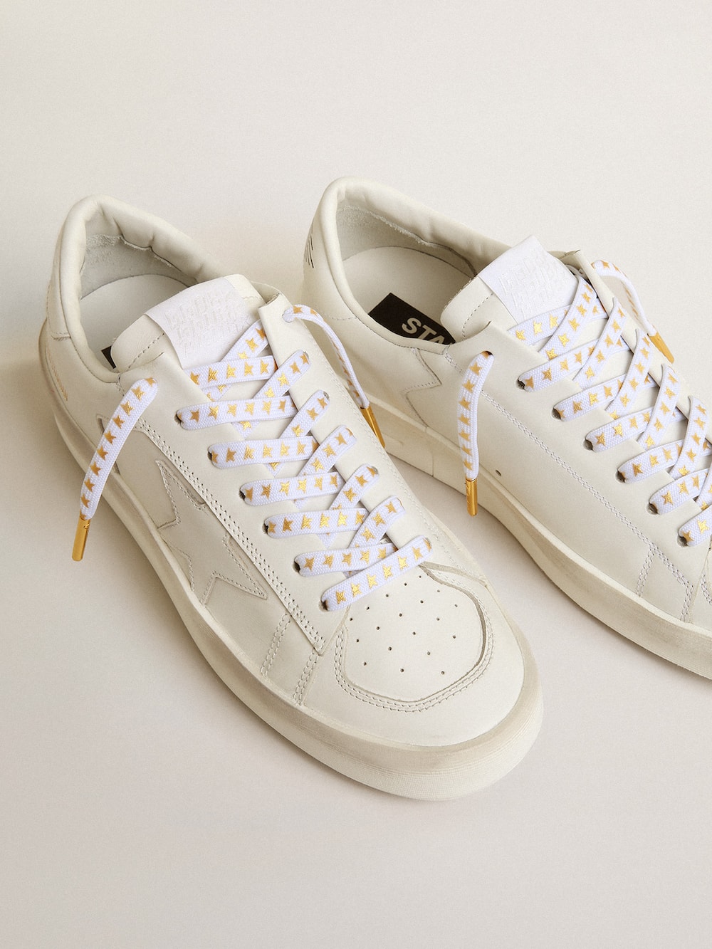 Golden Goose - White laces with gold stars in 