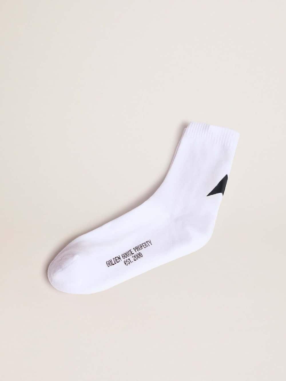 Golden Goose - Weiße Socken aus der Star Collection mit schwarzem Kontraststern in 