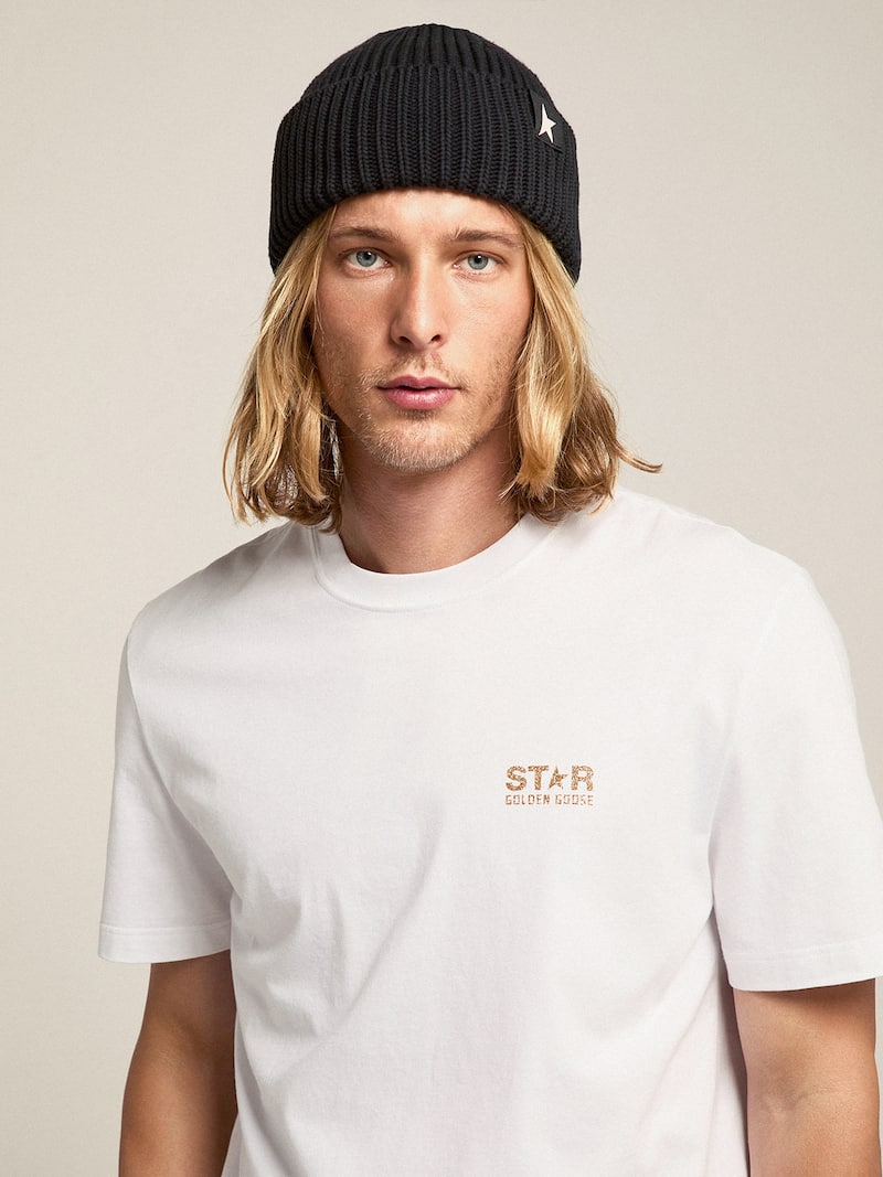 Golden Goose - Bonnet noir en laine avec &eacute;toile blanche in 