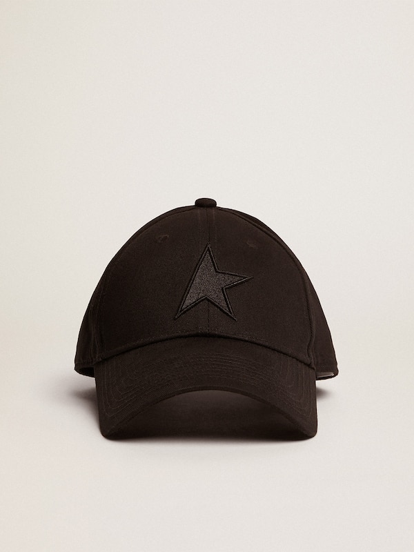 Golden Goose - Casquette de baseball de couleur noire avec étoile in 