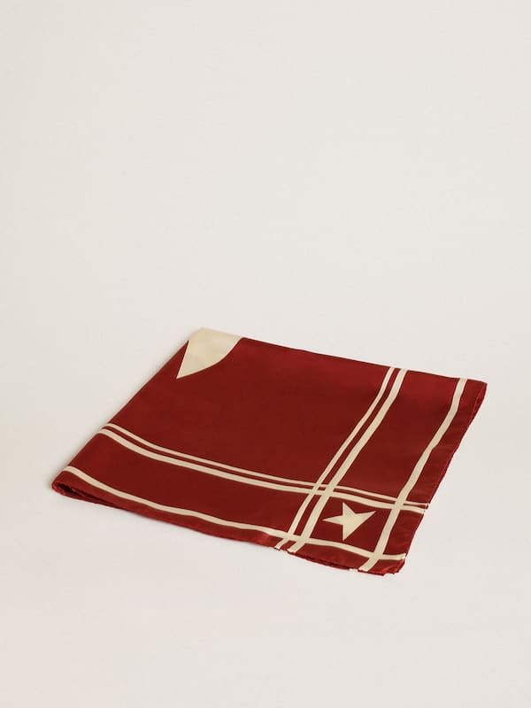 Golden Goose - Red scarf with contrasting white stars and stripes in 