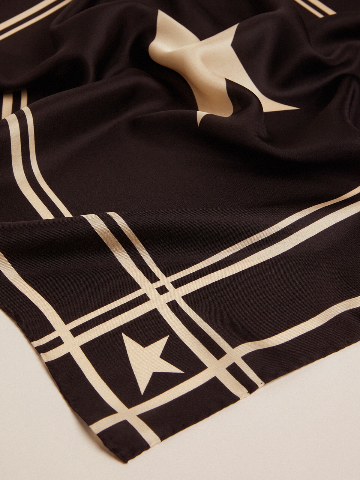Golden Goose - Black foulard with contrasting white stripes and stars in 