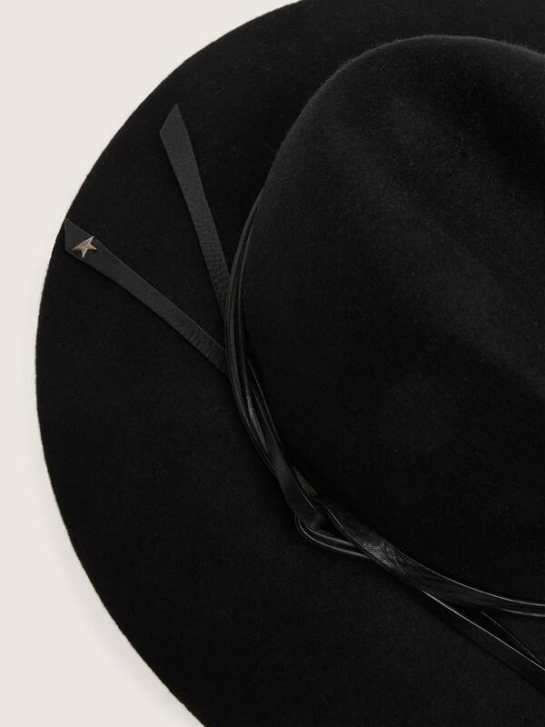 Golden Goose - Black hat with leather strap in 