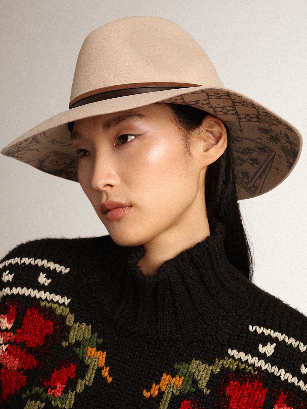 Golden Goose - Chapeau fedora collection Journey couleur tourterelle avec bride en cuir    in 