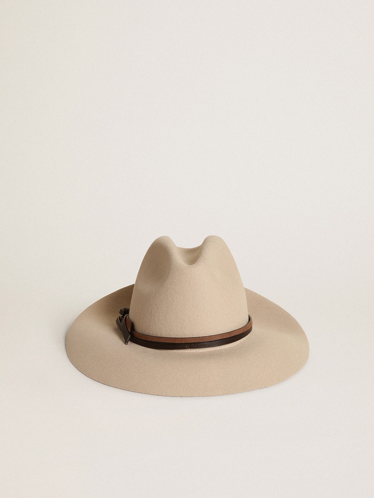 Golden Goose - Chapeau fedora collection Journey couleur tourterelle avec bride en cuir    in 