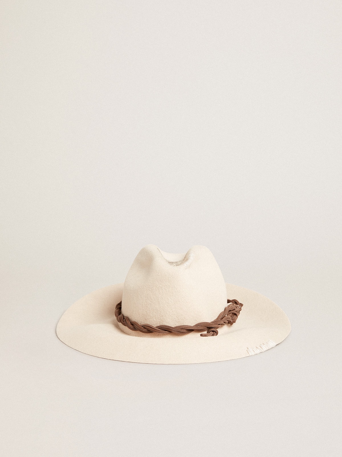 Golden Goose - Parchment-colored fedora hat with leather band    in 