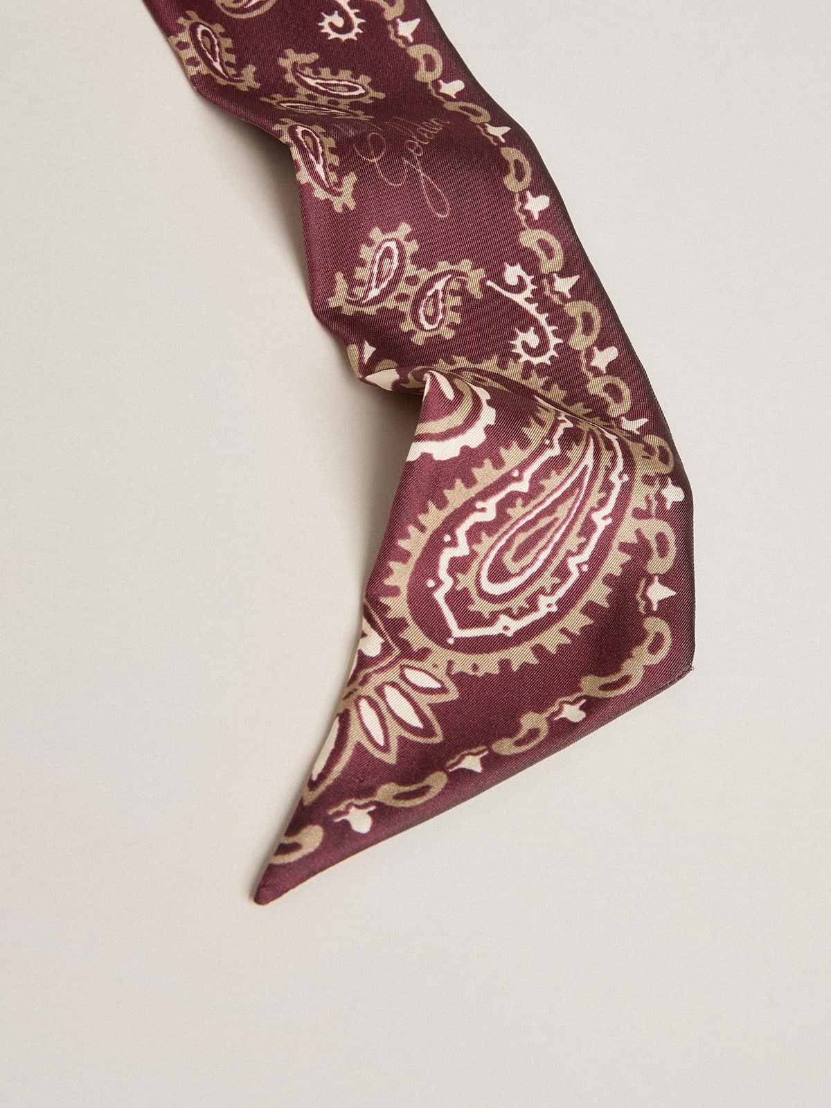 Golden Goose - Ribbon in burgundy silk twill with paisley pattern in 