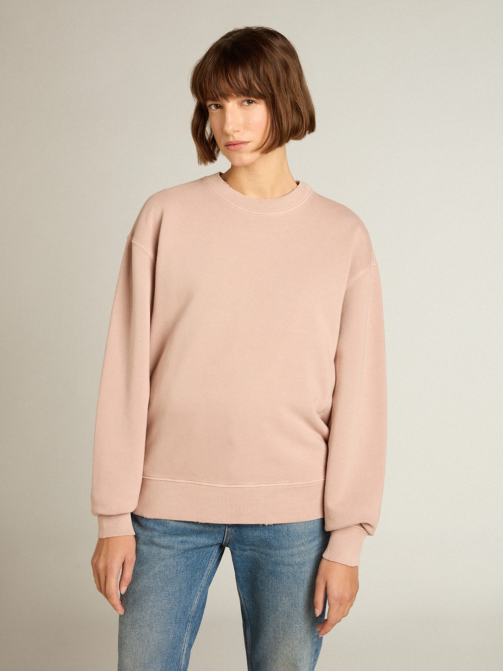 Golden Goose - Powder-pink sweatshirt with reverse logo on the back - Asian fit in 