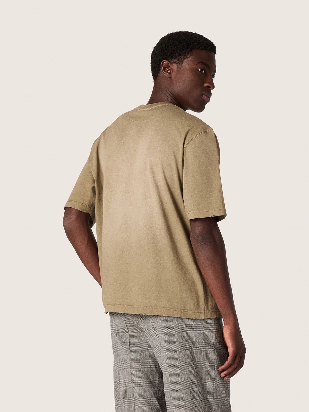 Golden Goose - Unisex T-shirt in beige cotton jersey with embroidered logo in 