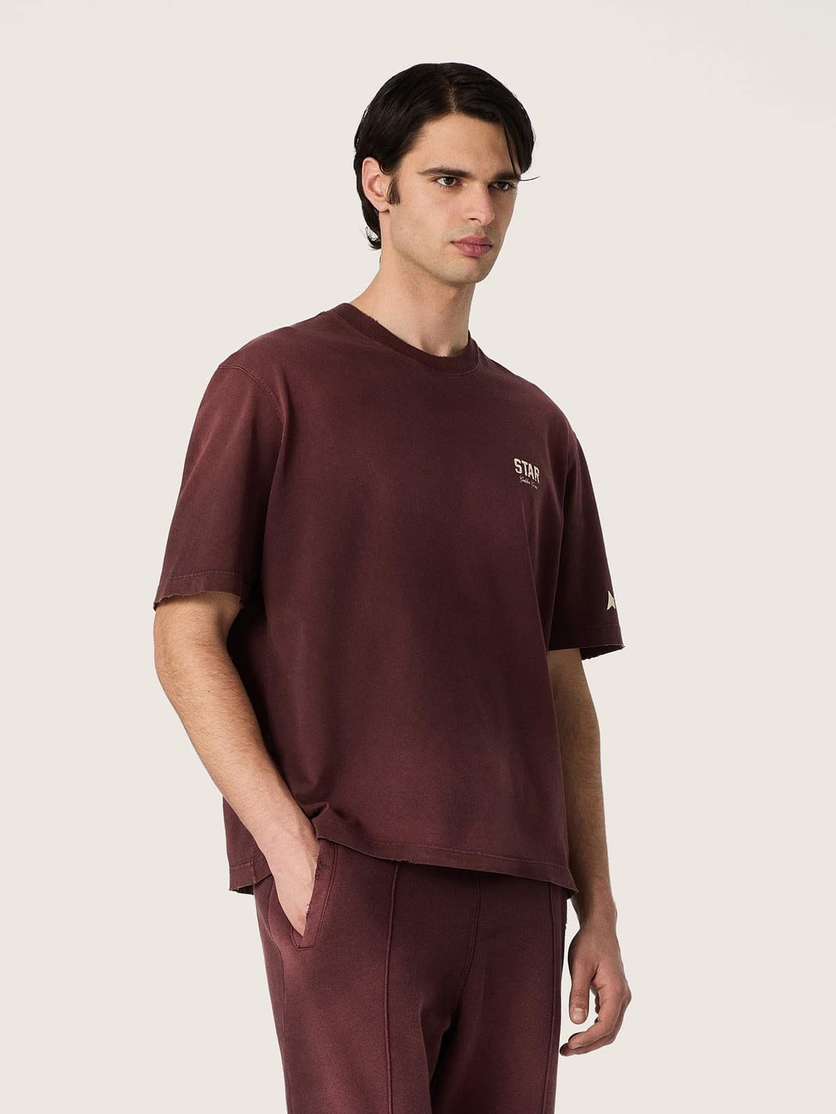 Golden Goose - Unisex-T-Shirt aus bordeauxfarbenem Baumwolljersey mit Logo in 