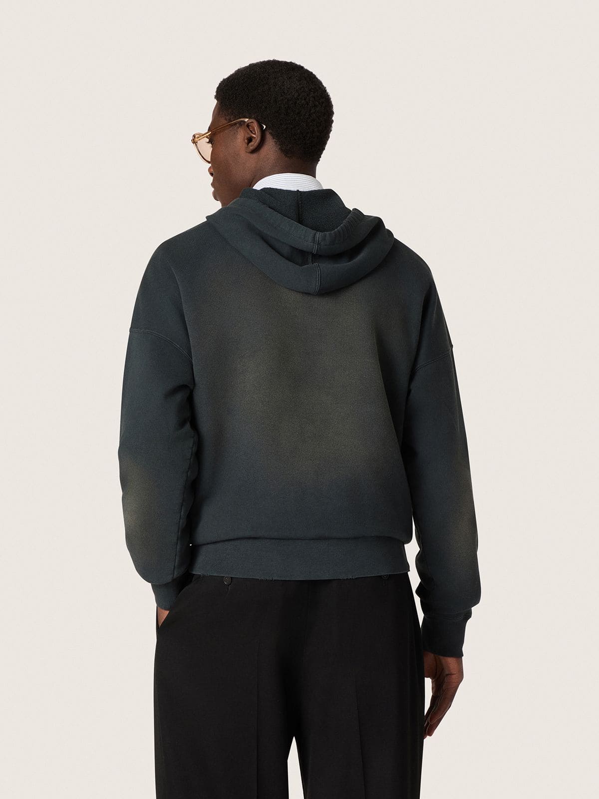 Golden Goose - Sweat-shirt à capuche unisexe en coton noir avec effet décoloré in 