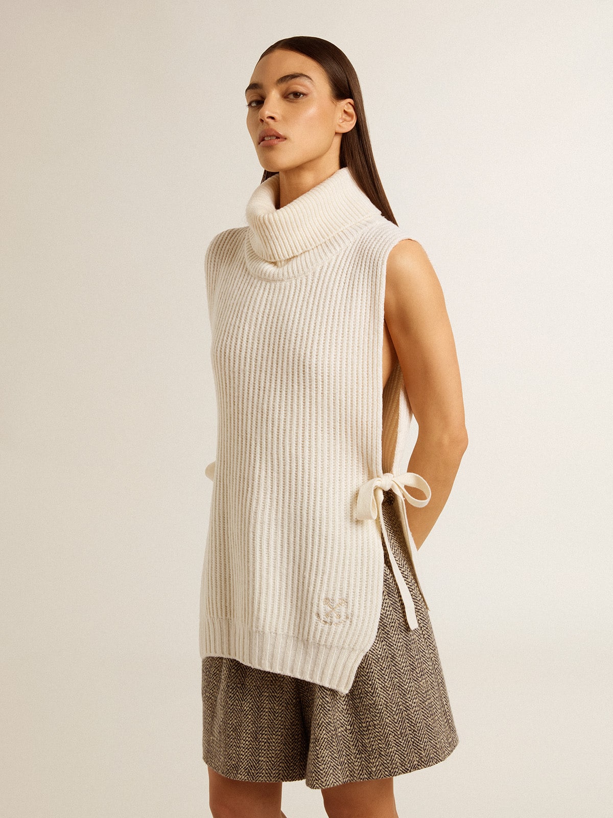 Golden Goose - Unisex white high-neck sleeveless sweater in ribbed wool in 