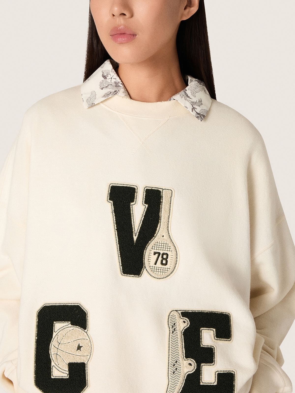 Golden Goose - Felpa Unisex Star in cotone bianco vintage con patch ricamato VCE in 