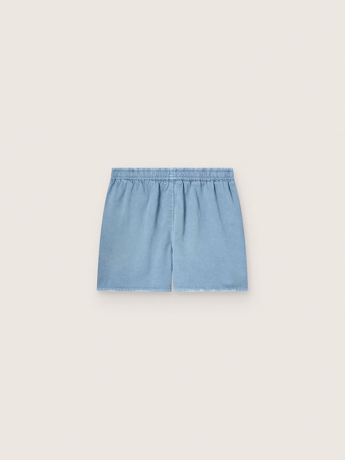 Short unisexe en serg&eacute; de coton bleu ciel clair