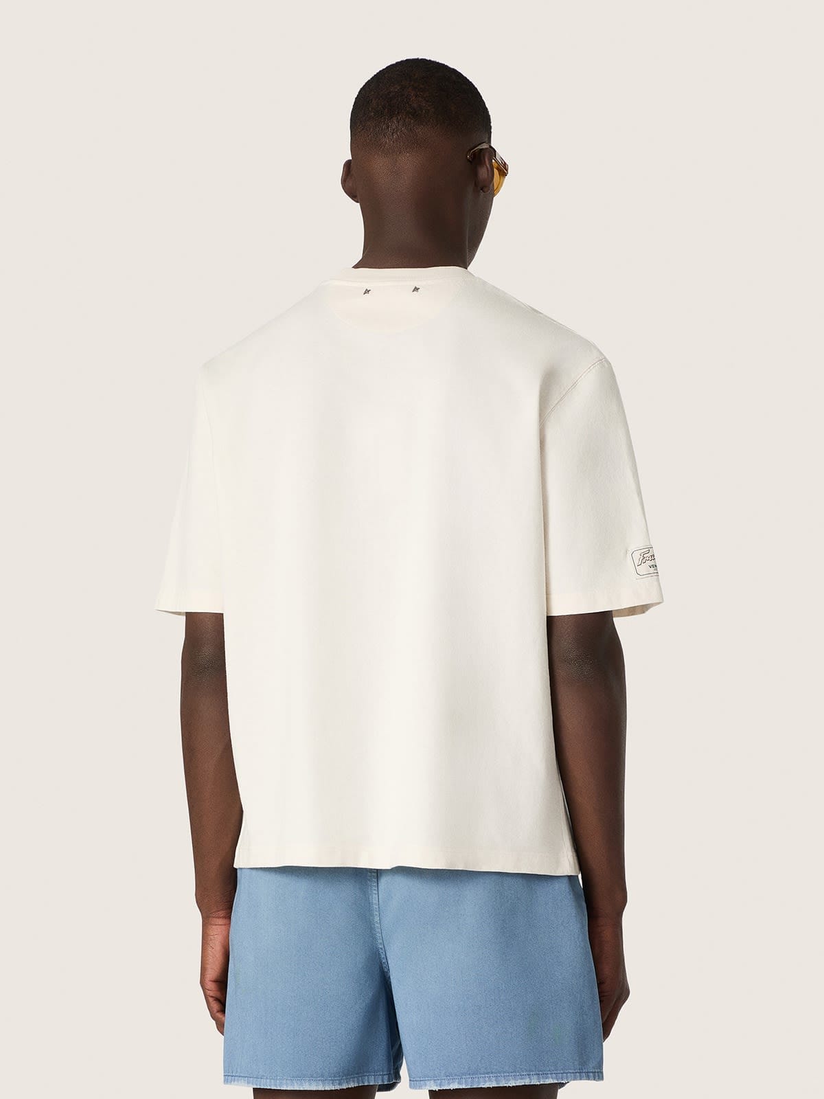 Golden Goose - T-shirt Unisex Resort in cotone bianco con stampa e logo in 