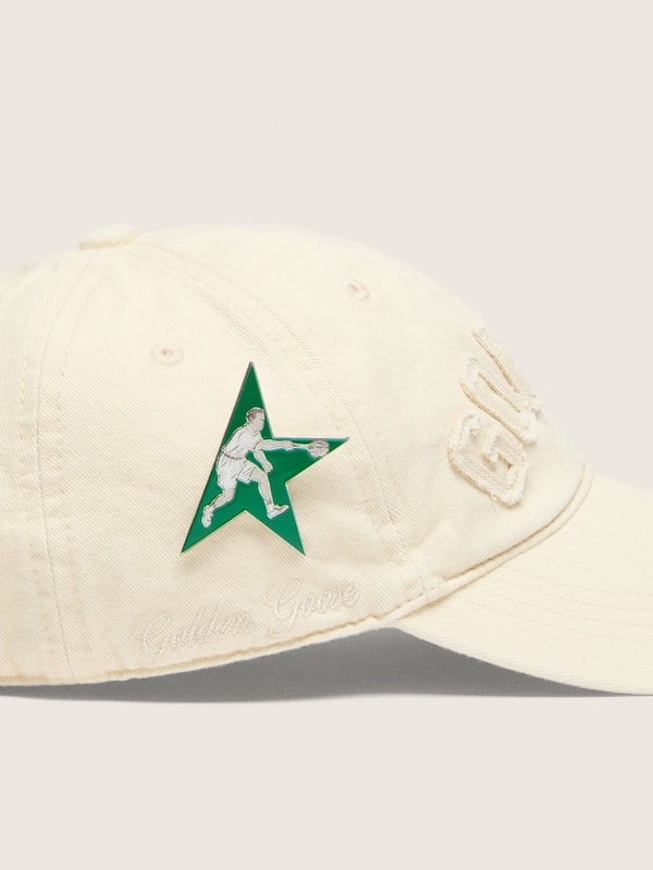 Golden Goose - Cream baseball cap with tone-on-tone "Golden" patch and green star pin in 