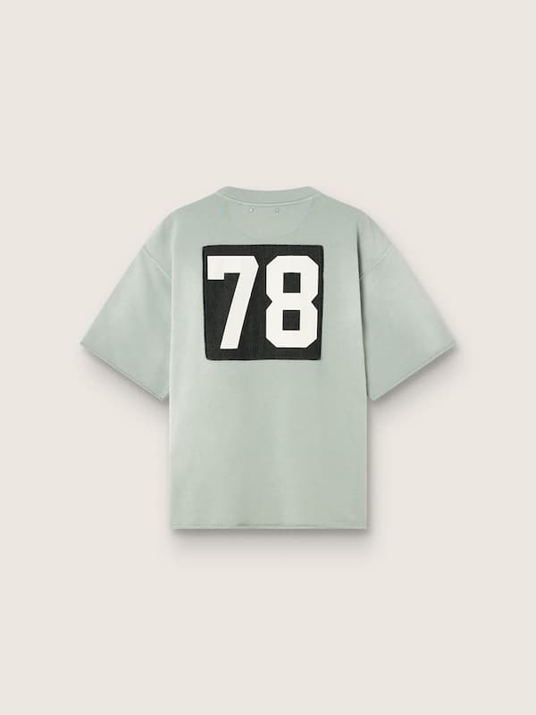 Gr&uuml;nes Unisex-Sweatshirt aus Baumwolle mit kurzen &Auml;rmeln und Stickerei