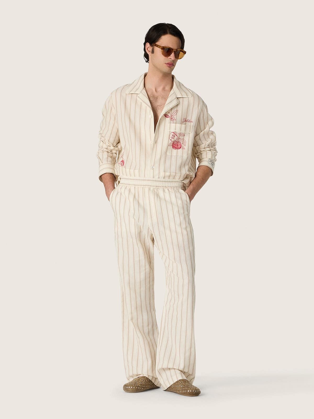 Chemise unisexe en coton et lin avec rayures &eacute;crues et sable et broderies